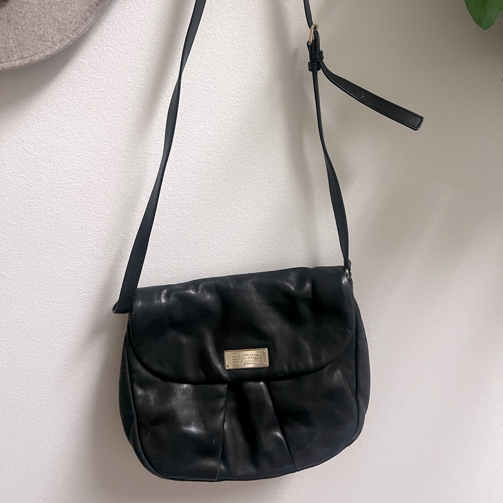 Marc Jacobs leather purse